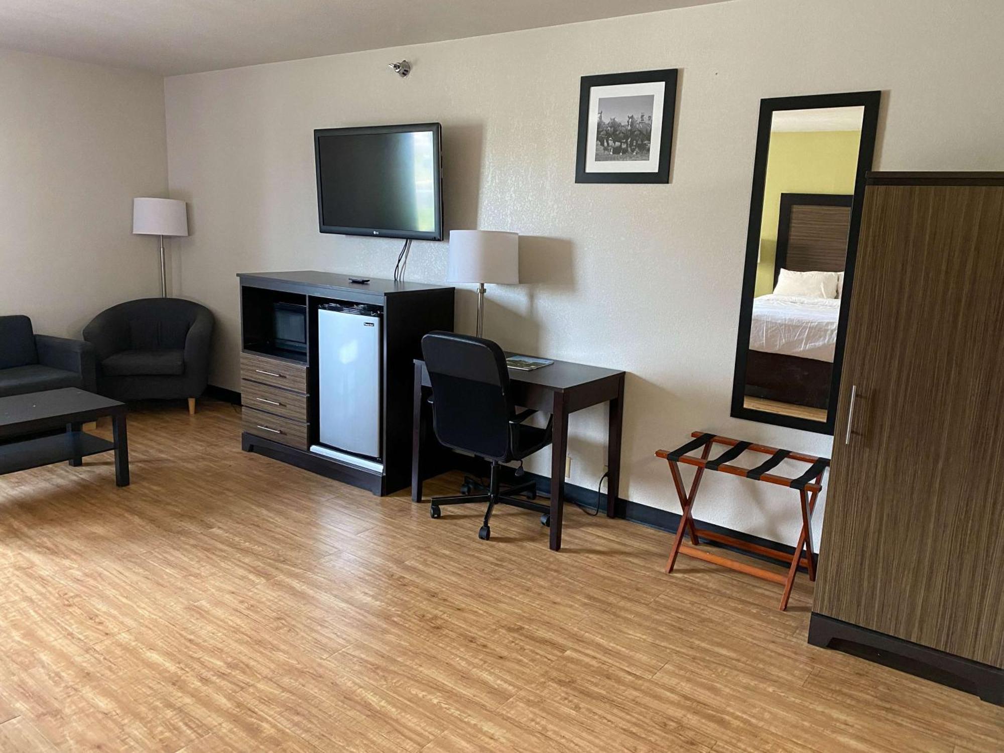 Motel 6 Lancaster Fertility Exterior photo